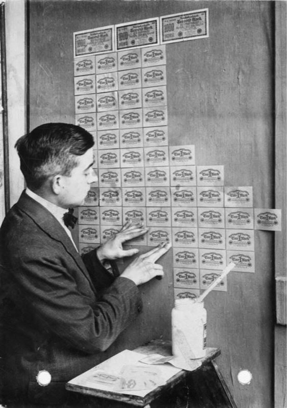 In the world of Save. Spend. Splurge.: 4-day work weeks and how groupthinking affects our money