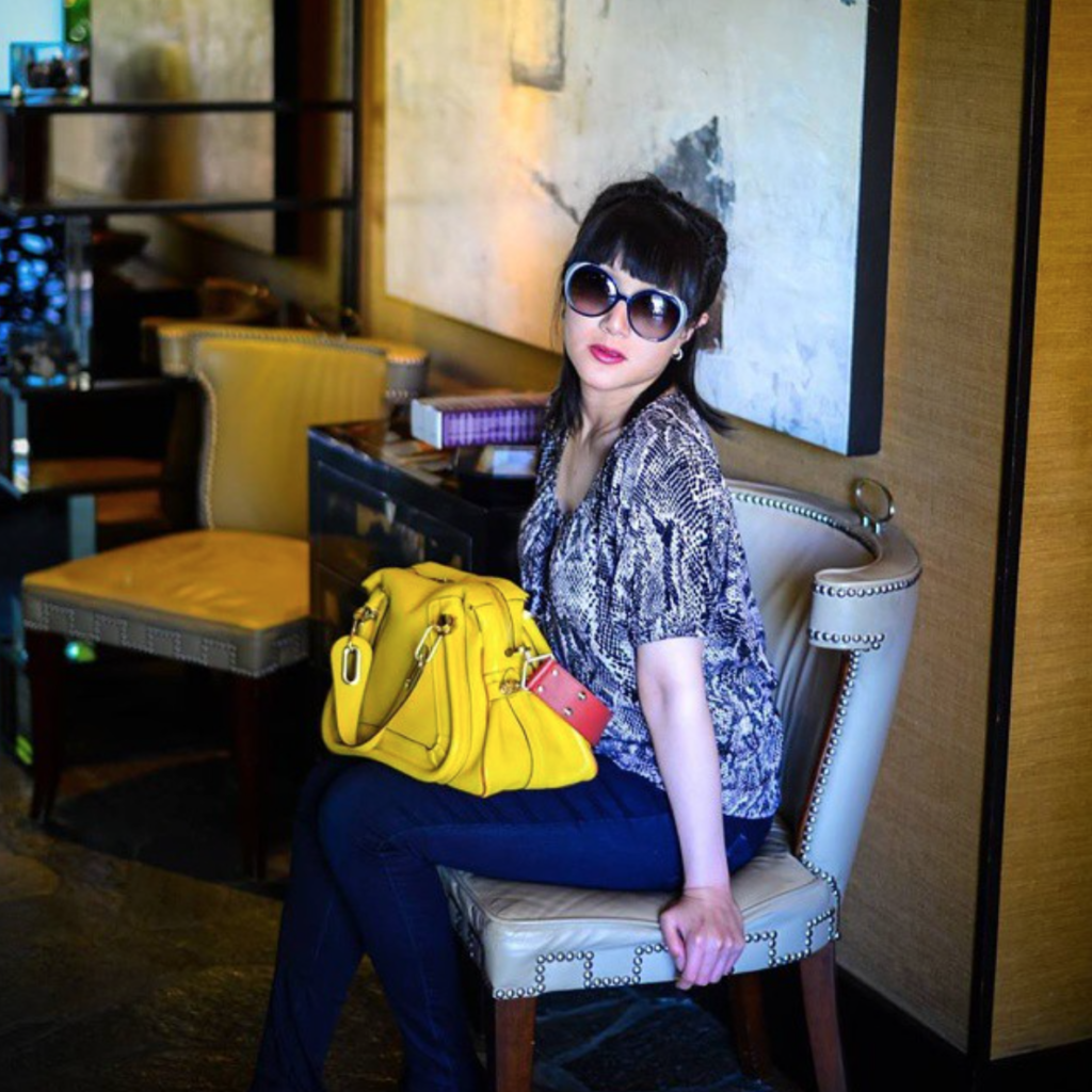 http://www.thefashionlaw.com/home/woman-who-made-1m-in-designer-handbag-scheme-sentenced-to-30-months-in-prison
