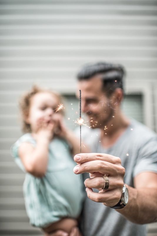 How much can you get as childcare benefits and allowances in Québec or in Canada?