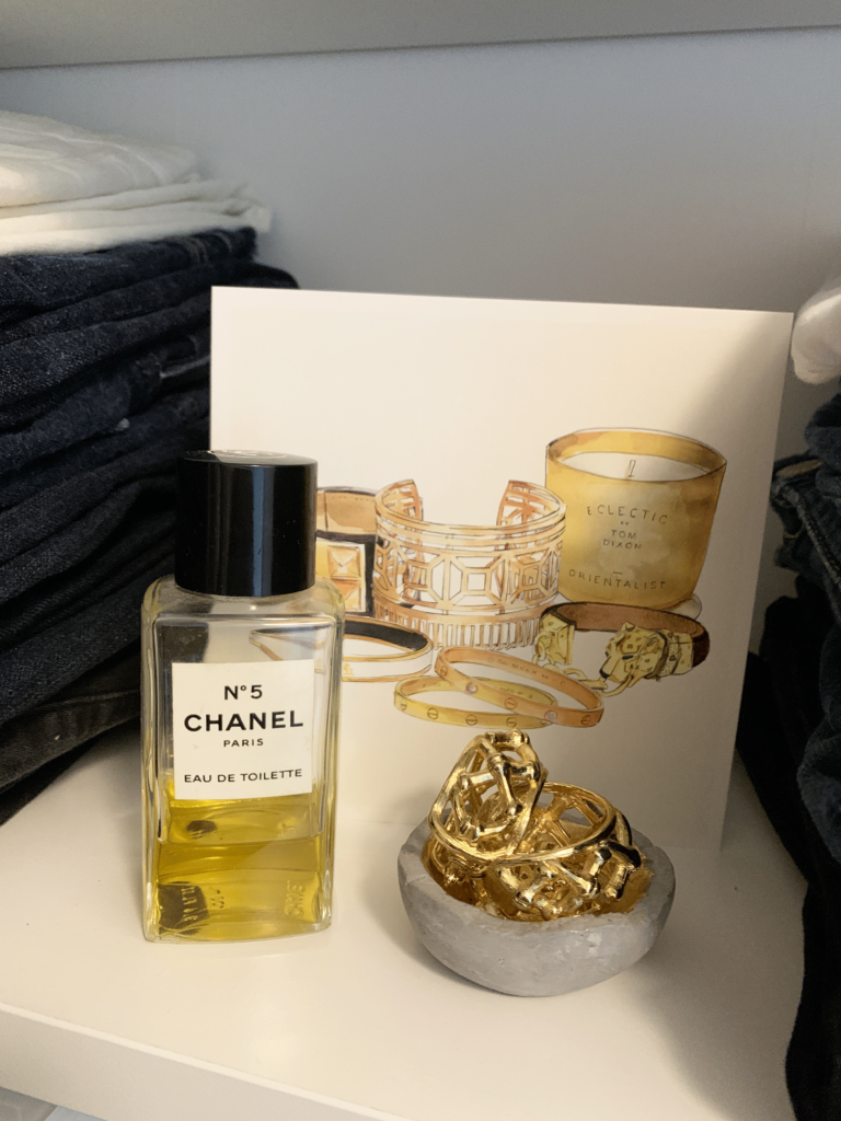 Home Project: Small space 4-foot wardrobe closet (with awkward corner) interior design makeover for under $250 (Including Video)