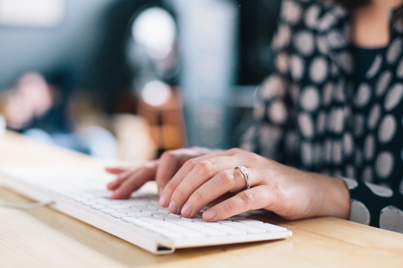 Entrepreneur Inspiration: Ramona, the webdesigner who started without a laptop or the internet