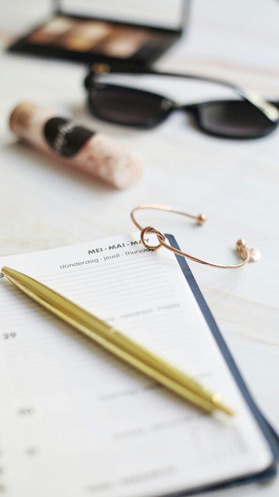 10 Super Practical Fashionista Must-Haves